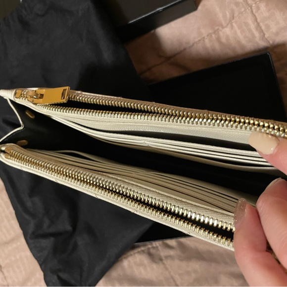 YSL POUCH FOR SALE - Picture 7 of 9